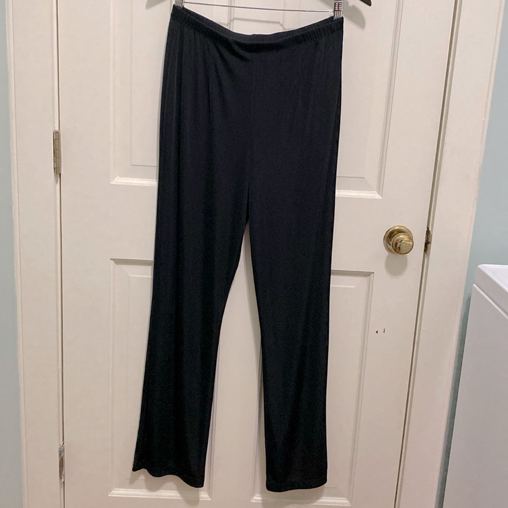 Chico’s Black Easywear Pants Size 1 Reg or Medium